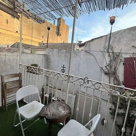 Intra-muros - Balcon Et Parking Apartamento *